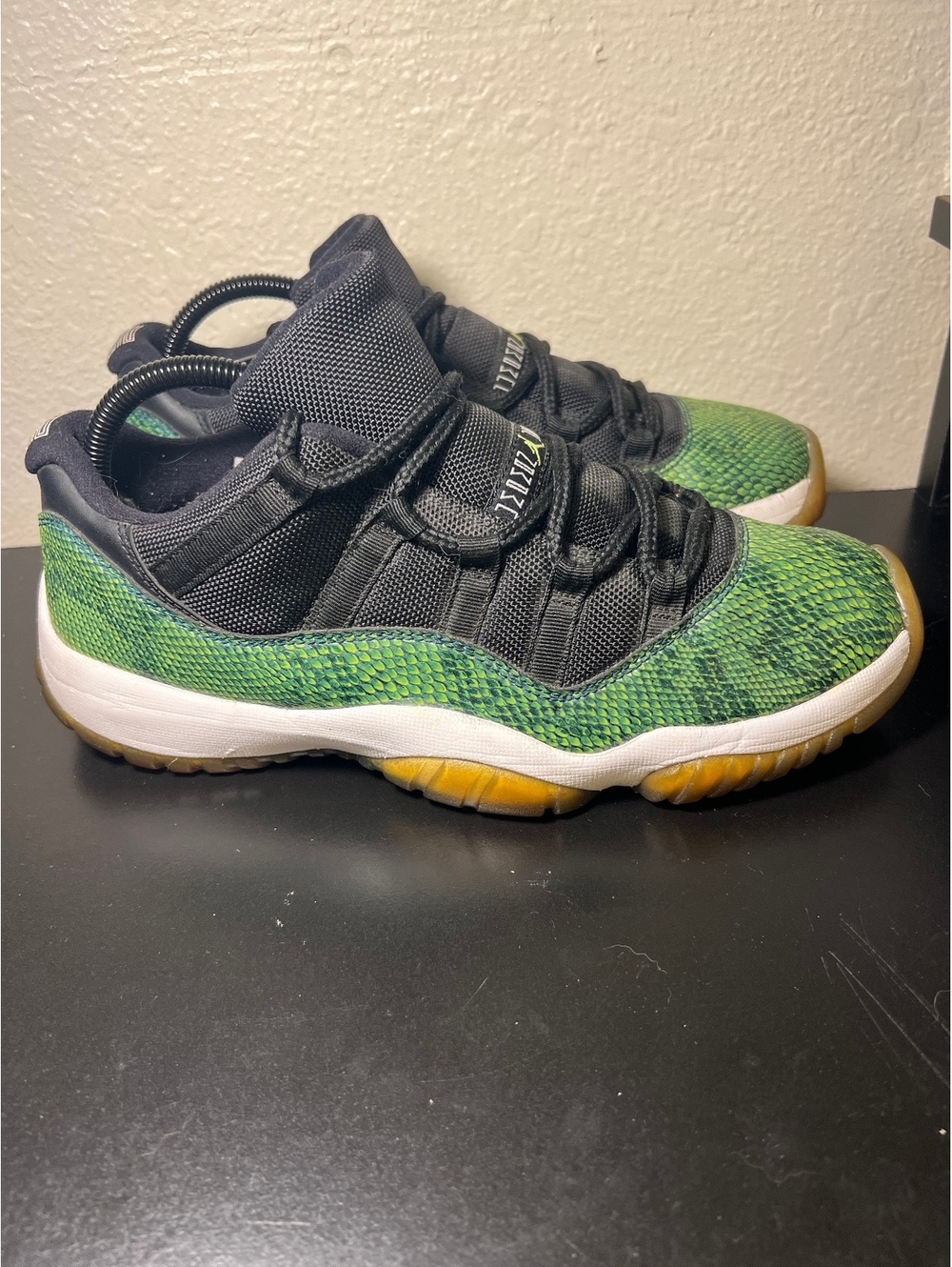 Air Jordan 11 Retro Low 'Snake'
